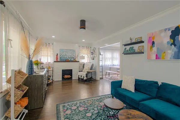 346 Kensington AVE, Kansas City, MO 64124