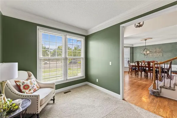 13001 Hemlock ST, Overland Park, KS 66213