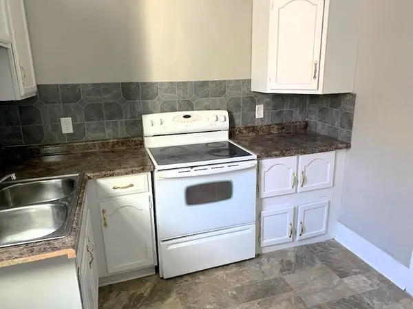 112-114 W Franklin ST, St Joseph, MO 64501