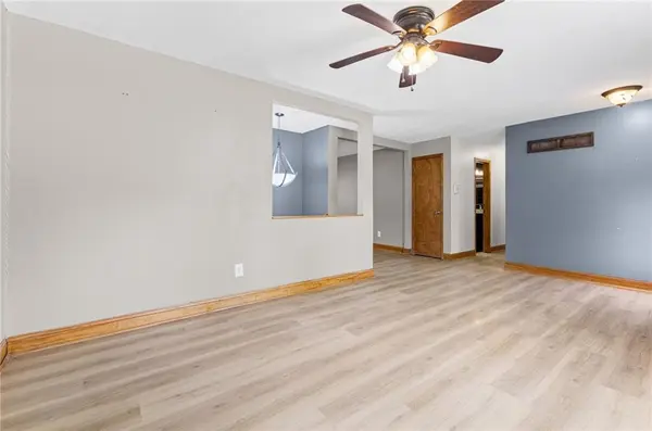 707 NE 115th TER, Kansas City, MO 64155