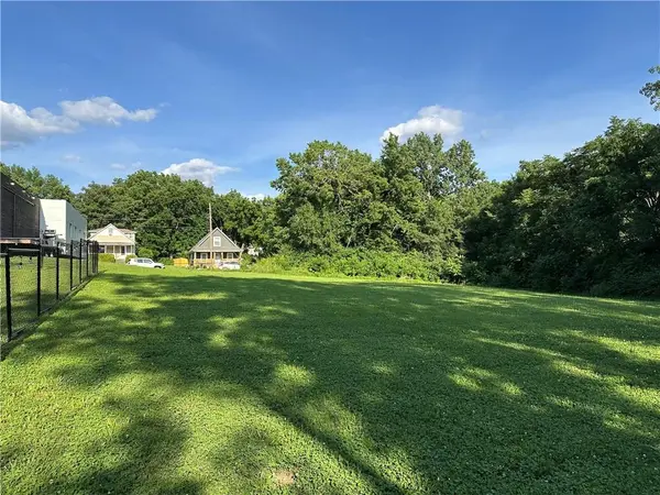 3933 S Minnie ST, Kansas City, KS 66103