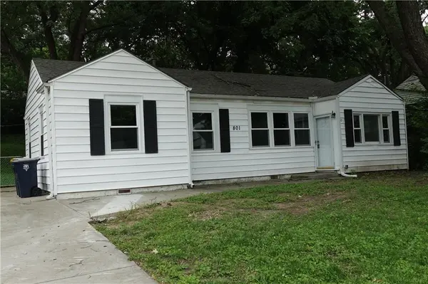 801 NE 46th ST, Kansas City, MO 64116