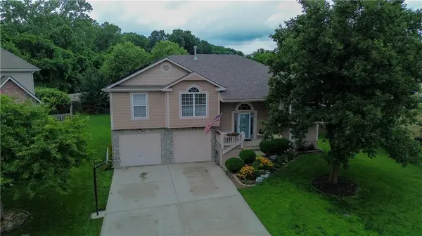 3416 S Arrowhead CT, Independence, MO 64057