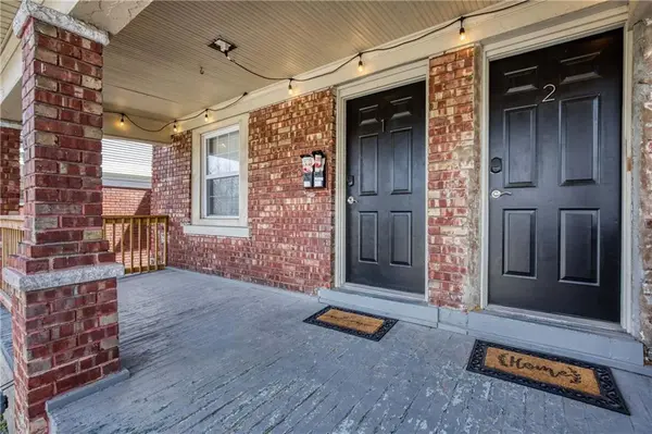 831 W 39th TER, Kansas City, MO 64111