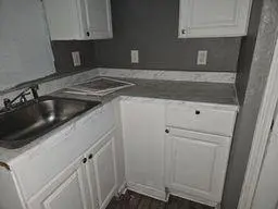 2647 Denver AVE, Kansas City, MO 64127