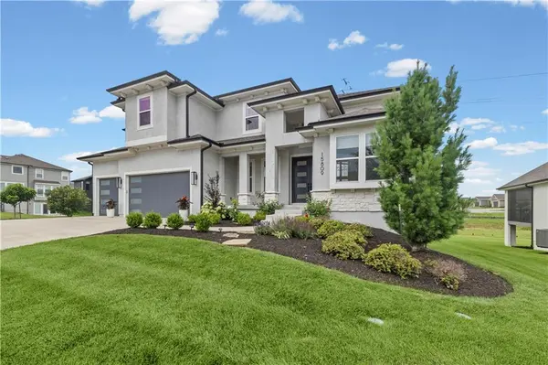 15809 El Monte ST, Overland Park, KS 66224