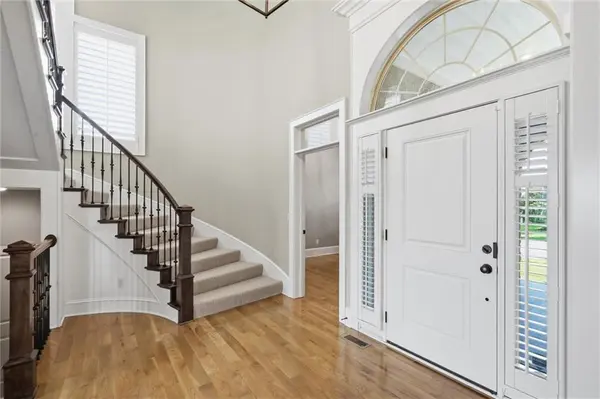 11609 W 158th ST, Overland Park, KS 66221
