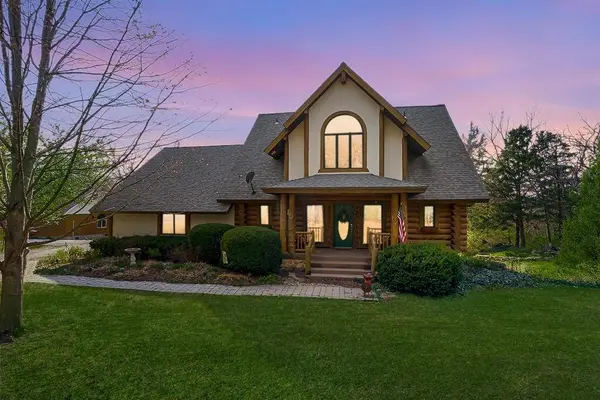 14850 Oak Valley DR, Gardner, KS 66030
