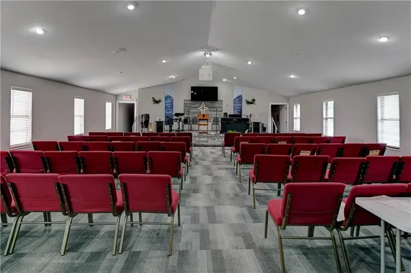 101 South AVE, Blue Springs, MO 64015