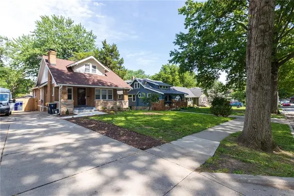 6315 Mcgee ST, Kansas City, MO 64113