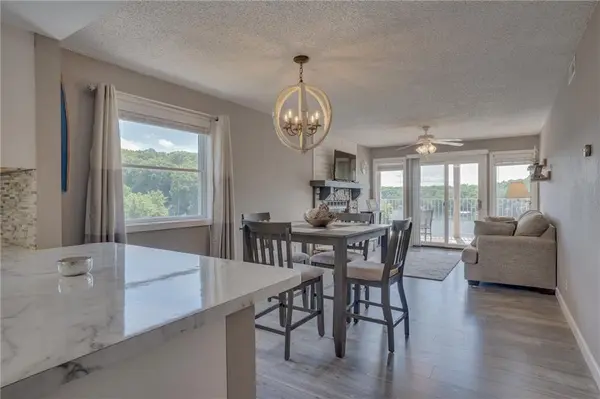 28 Wheel House CIR #4A, Lake Ozark, MO 65049
