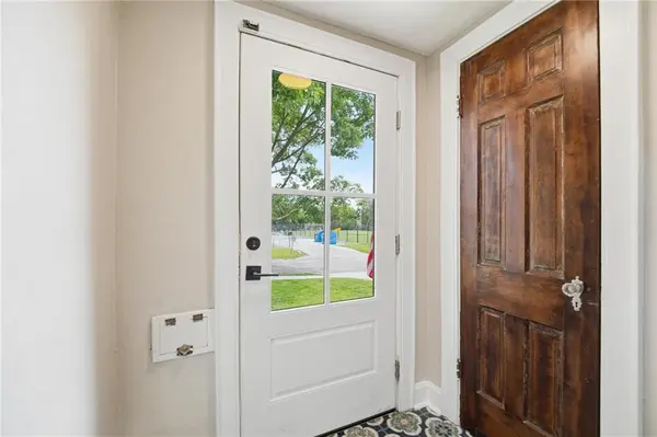 431 E 69th TER, Kansas City, MO 64131