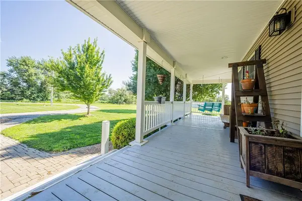 18152 E 205th ST, Rock Port, MO 64482