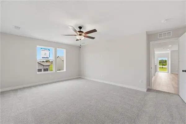 16657 Lawson ST, Olathe, KS 66062