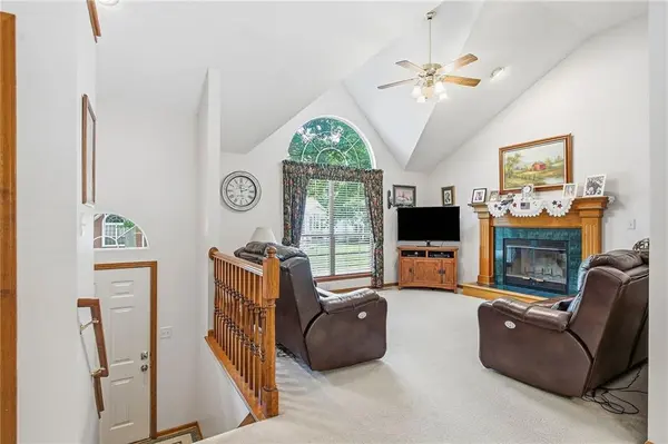 18104 E 31st Terrace DR #S, Independence, MO 64057