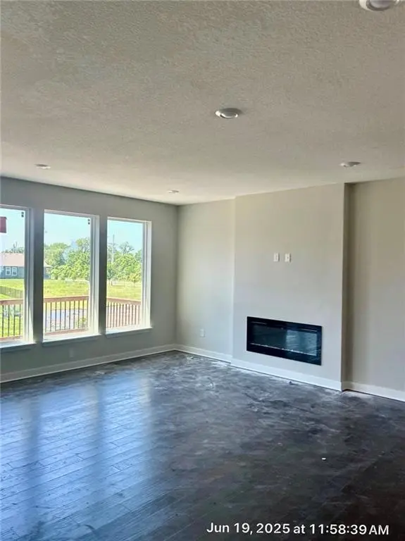 16641 Lawson ST, Olathe, KS 66062