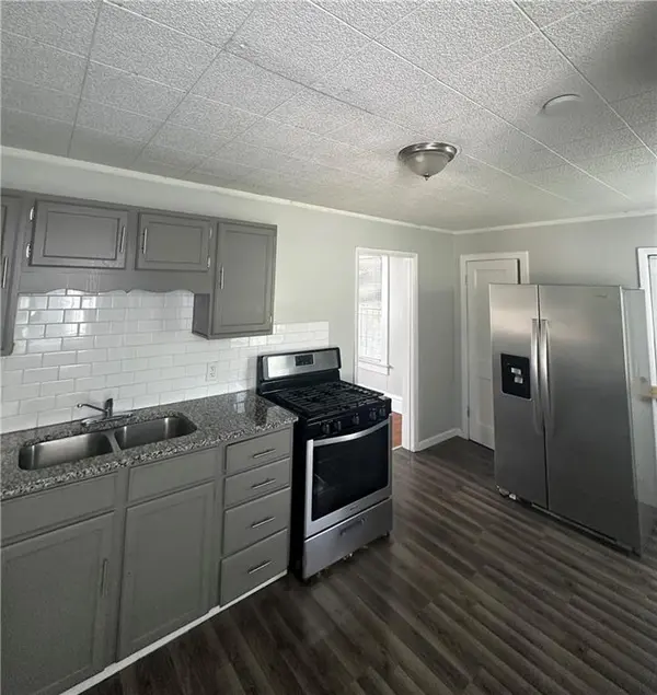 3634 Michigan AVE, Kansas City, MO 64109