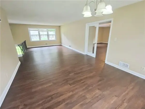 3900 S Hands ST, Independence, MO 64055