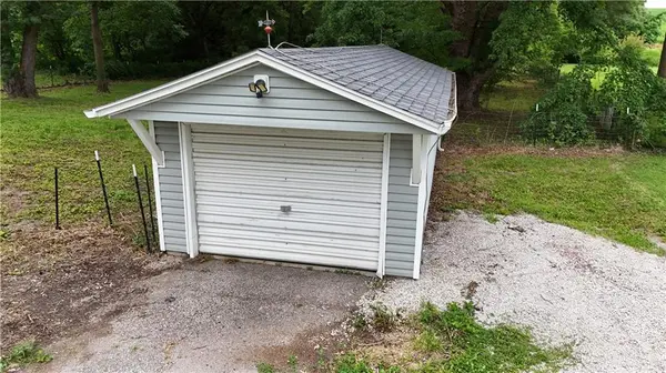 10425 SE State RT FF HWY, Agency, MO 64401