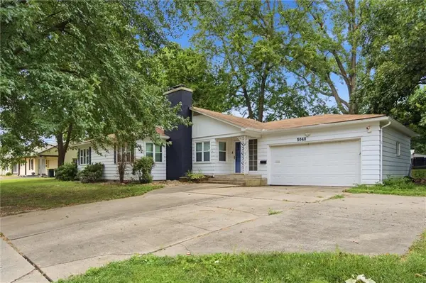 5048 N Olive ST, Kansas City, MO 64118