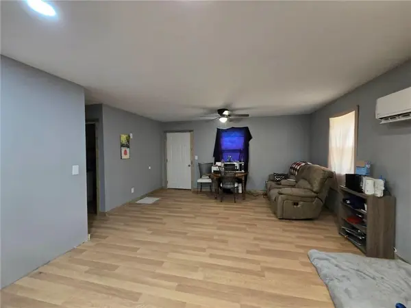 101 N 8th ST, Clinton, MO 64735
