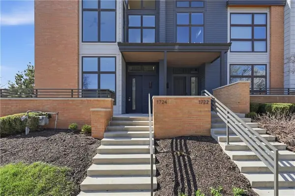 1724 Madison AVE, Kansas City, MO 64108
