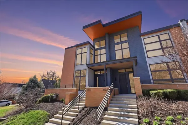 1724 Madison AVE, Kansas City, MO 64108