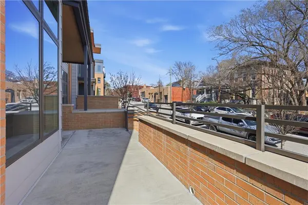 1724 Madison AVE, Kansas City, MO 64108