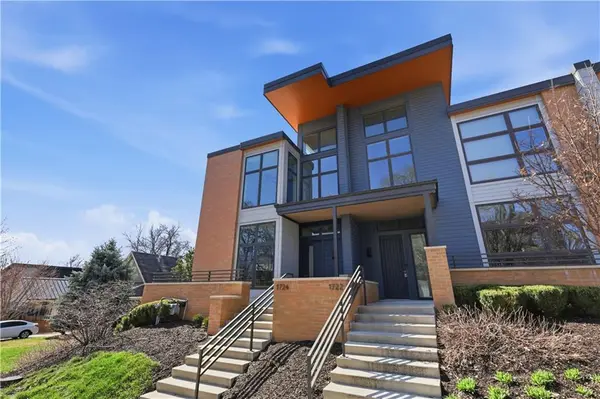 1724 Madison AVE, Kansas City, MO 64108
