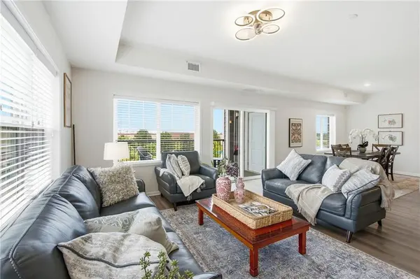 7800 W 123rd ST #116, Overland Park, KS 66213