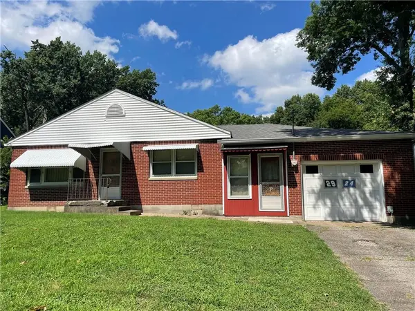 2924 Shrine Park RD, Leavenworth, KS 66048