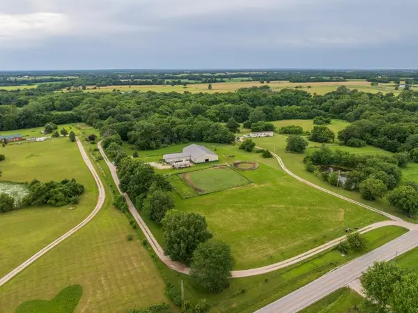 620 SW T HWY, Holden, MO 64040