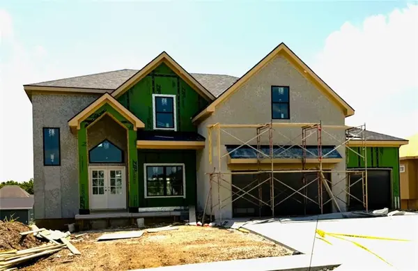 8710 N Farley AVE, Kansas City, MO 64157
