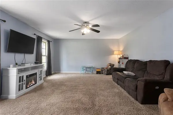 107 E Maple ST, Polo, MO 64671