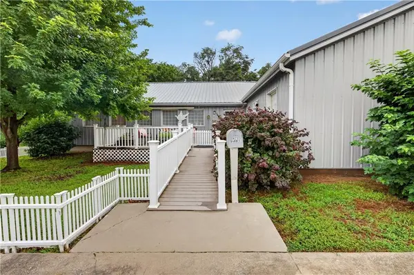 423 S Barbee ST, Fort Scott, KS 66701