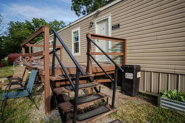 9243 1st ST, Hume, MO 64752
