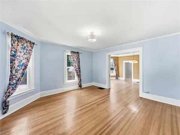 603 Walnut ST, Weston, MO 64098