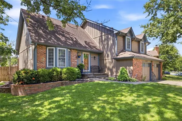 16003 W 139th ST, Olathe, KS 66062