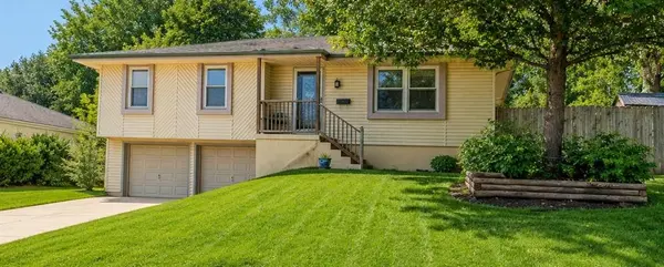 16309 E 34th ST, Independence, MO 64055