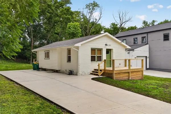 3111 W 43rd AVE, Kansas City, KS 66103