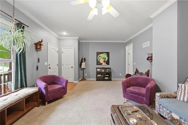 7361 N Congress AVE, Kansas City, MO 64152