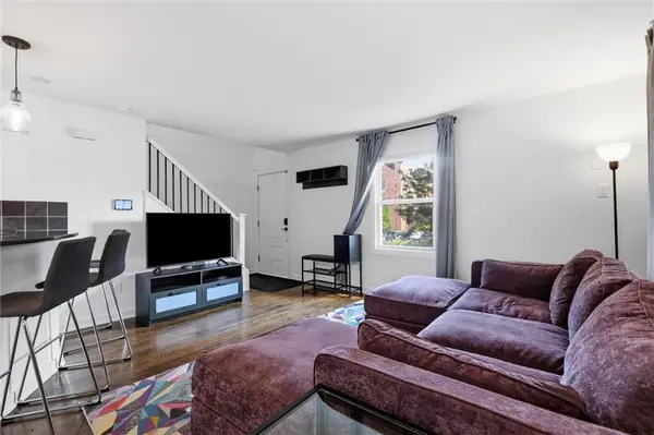 706 W 46th ST #706, Kansas City, MO 64112