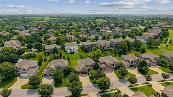 10841 S Hastings ST, Olathe, KS 66061