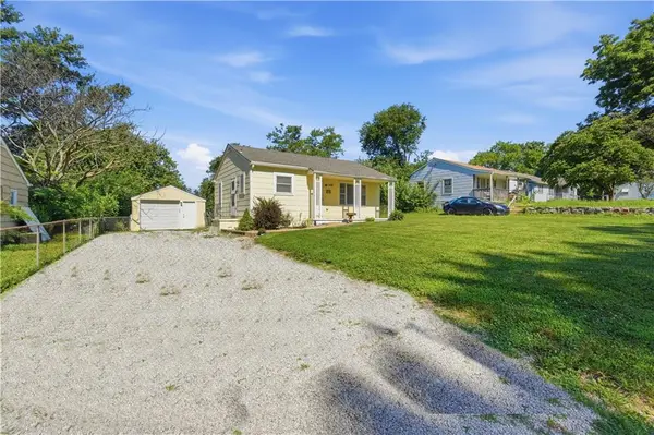 1430 S Kings HWY, Independence, MO 64055
