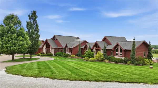 5805 Malcolm Lake RD, Edgerton, MO 64444