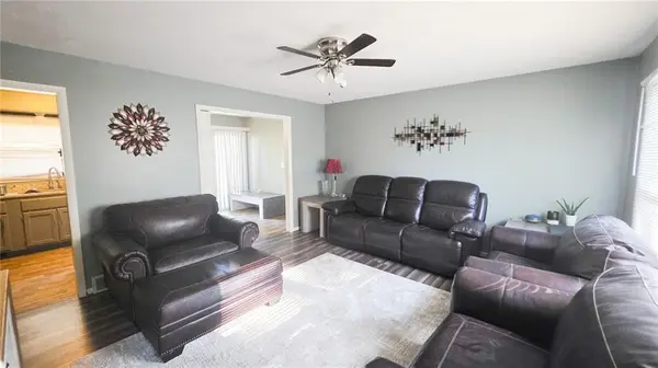 4216 S Cottage AVE, Independence, MO 64055