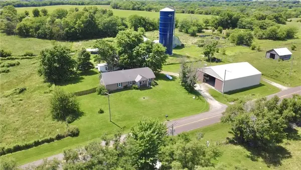 1213 NE J HWY, Galt, MO 64641