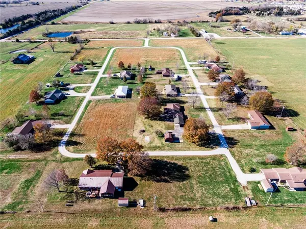 00026 E 975 TER, Pleasanton, KS 66075