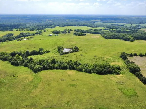 12161 Bluegrass AVE, Mercer, MO 64661