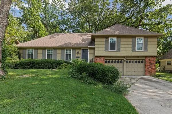 9108 W 106th ST, Overland Park, KS 66212